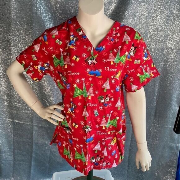 Disney Christmas scrub nurse - Picture 1 of 2